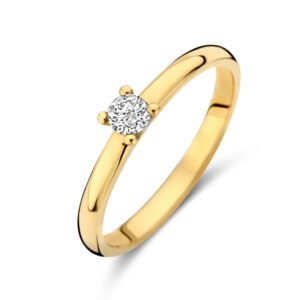 Deze ring van Minioro is gemaakt van 14 karaats goud. De sieraden kunnen worden afgewerkt met prachtige diamanten maar ook met moedermelk of as. Zo heb je echt een uniek en persoonlijk sieraad.