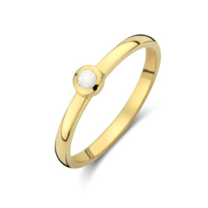Deze ring van Minioro is gemaakt van 14 karaats goud en heeft een plek waarin as of moedermelk kan worden verwerkt. Zodat dit een elegant en persoonlijk aandenken vol betekenis is.