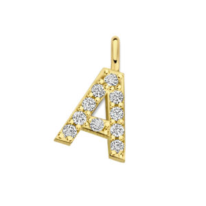 Deze bedel van Minioro is van 14 karaat goud. De bedel kan ook afgewerkt worden met prachtige diamanten. Door de initialen wordt het een persoonlijk en uniek sieraad.