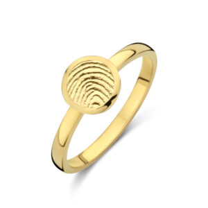 Deze ring van het merk Minioro bestaat uit 14 karaats goud en heeft een ronde waarin een vingerafdruk of gravering kan worden gezet. Zo ontstaat een elegant en persoonlijk aandenken vol betekenis. Deze is afgewerkt met prachtige diamanten