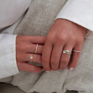 14 karaats gouden ring met verschillende diamant slijpvormen 1.15 ct